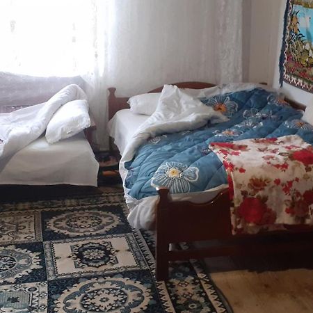 Guest House In Buhal Përmet Esterno foto