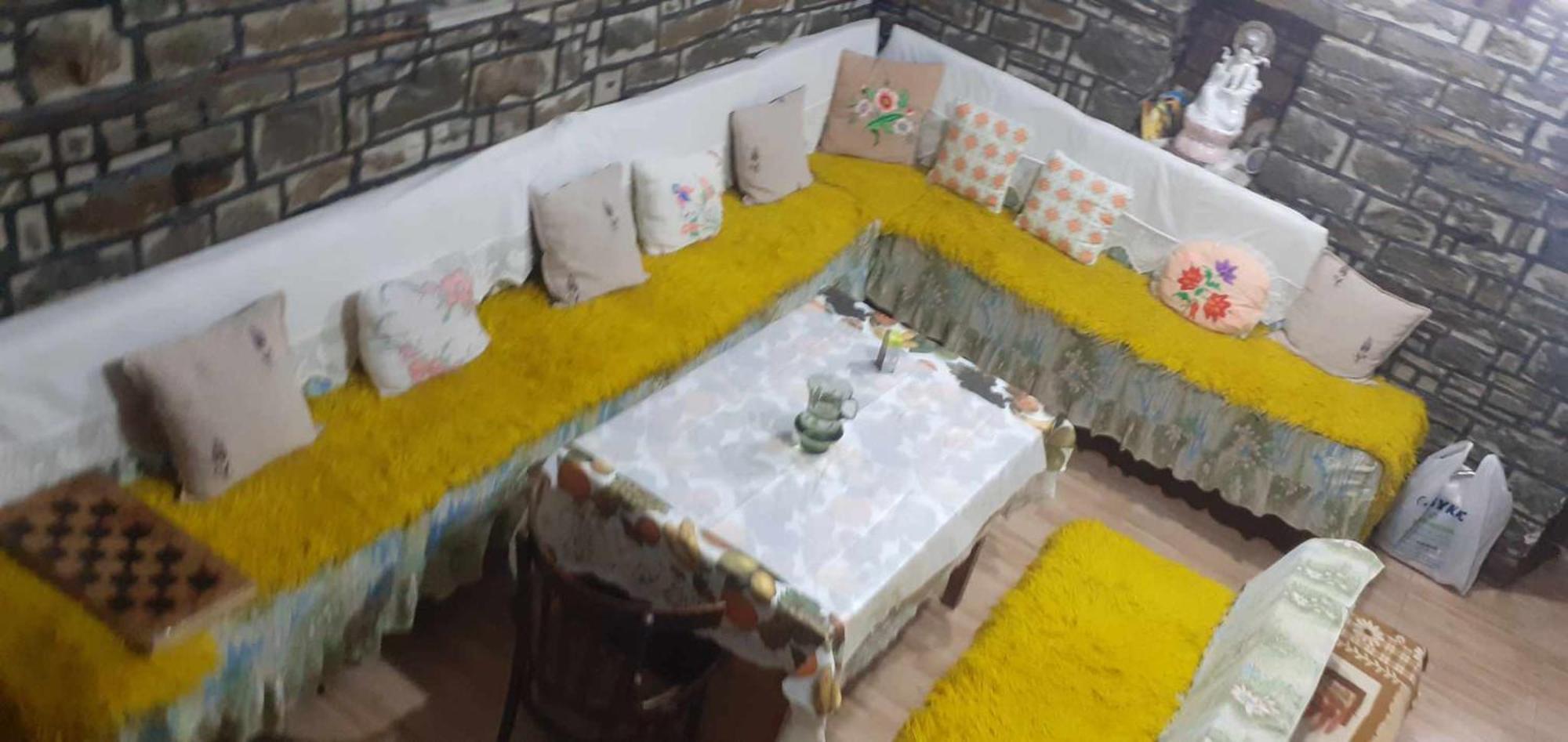Guest House In Buhal Përmet Esterno foto