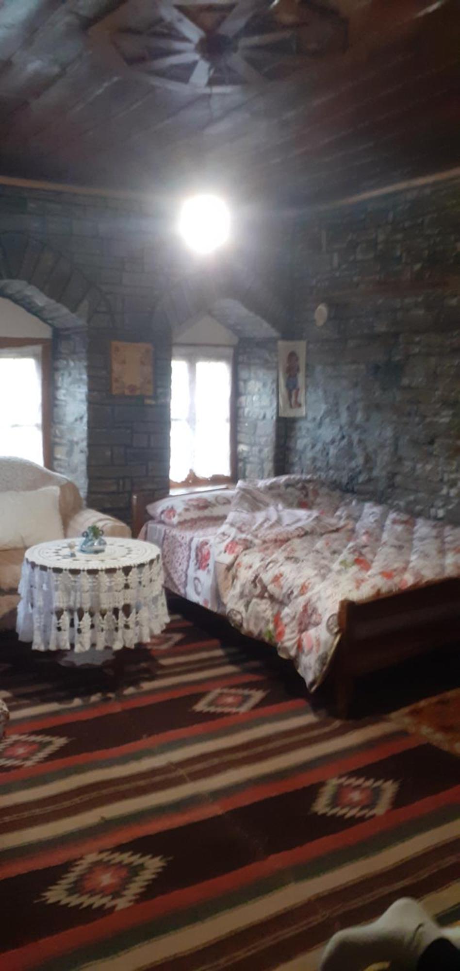 Guest House In Buhal Përmet Esterno foto